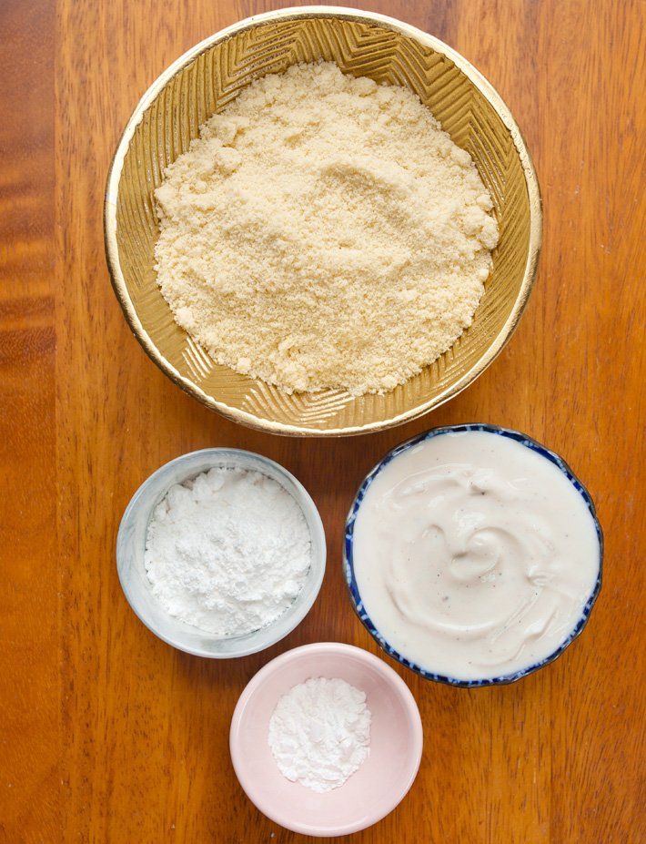 Ingredientes de rosquinha de farinha de amêndoa Ingredientes de rosquinha de farinha de amêndoa