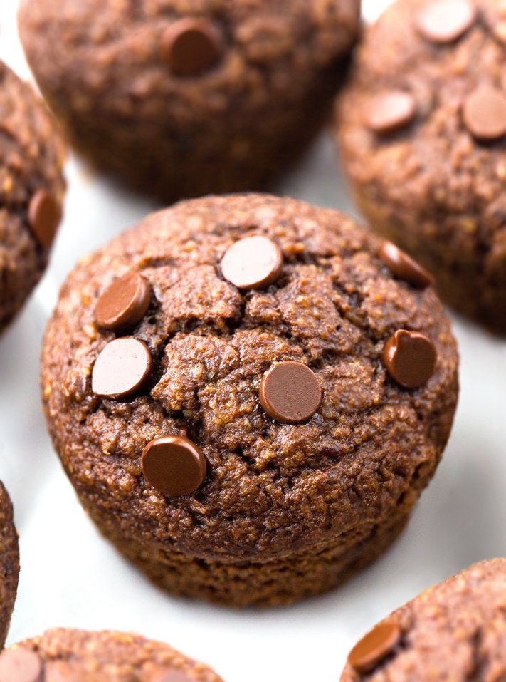 Muffins de chocetura dupla de chocolate