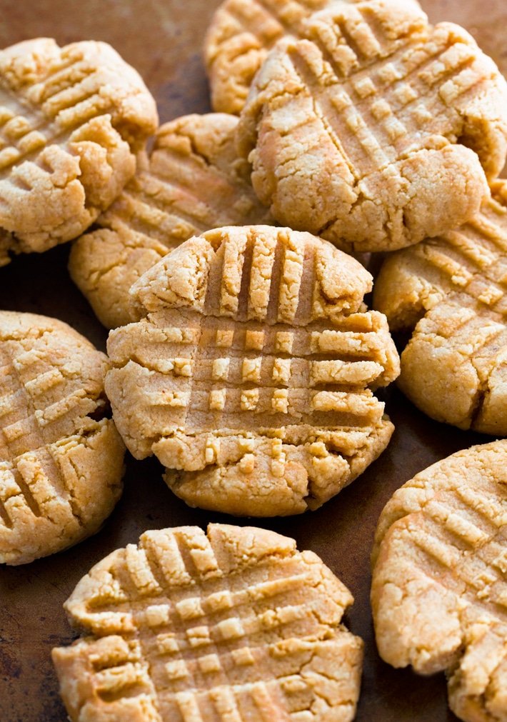 Perfeito Keto Peanut Butter Cookies ovo sem laticínios