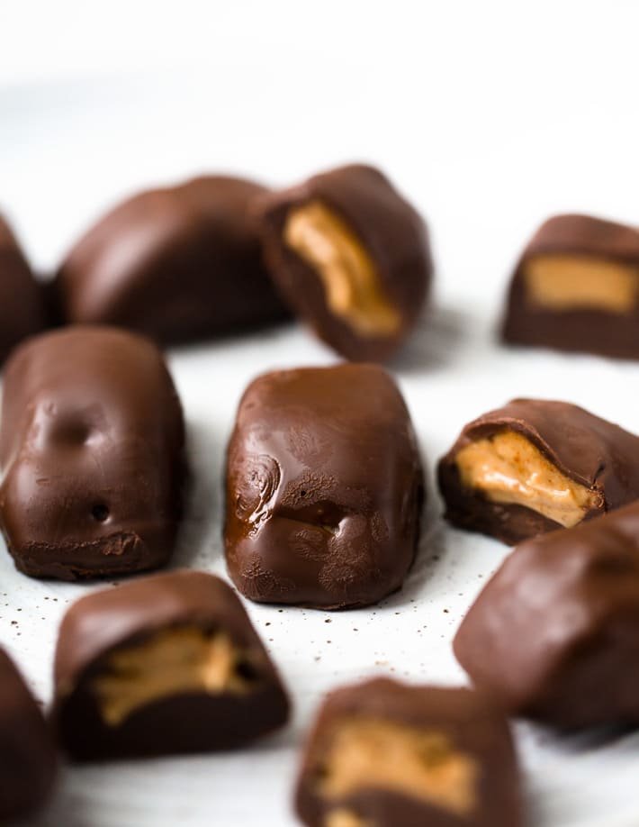 Cubos de gelo de chocolate amargo