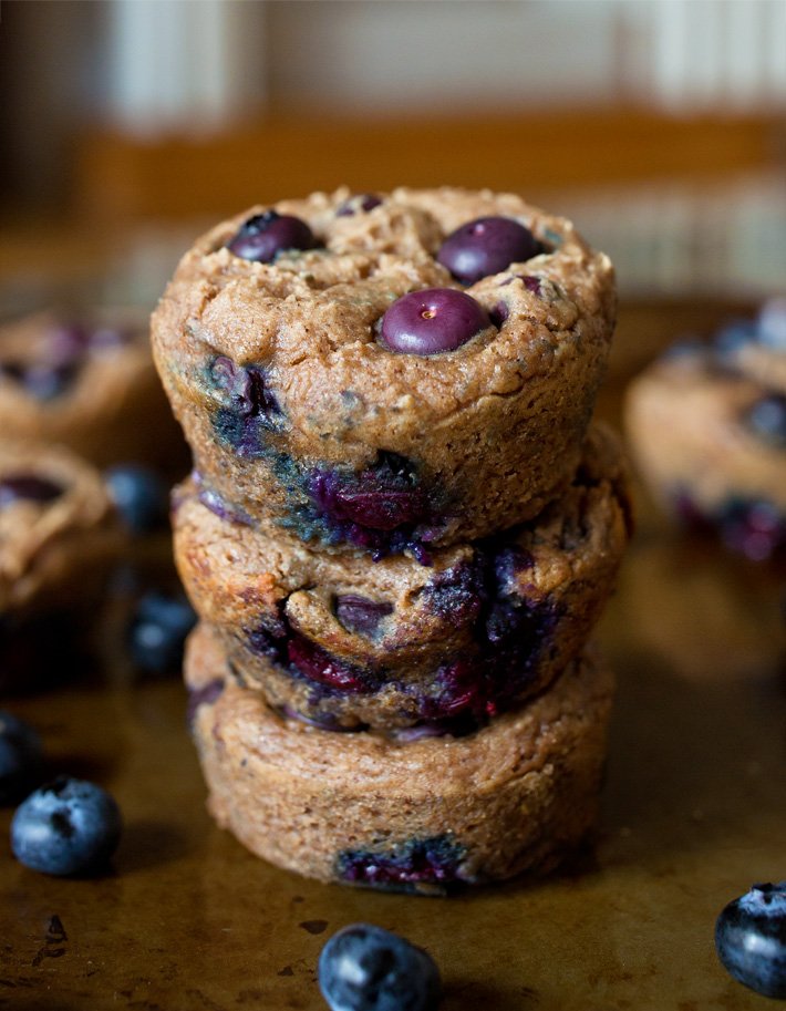 Muffins de mirtilo com proteína de café da manhã