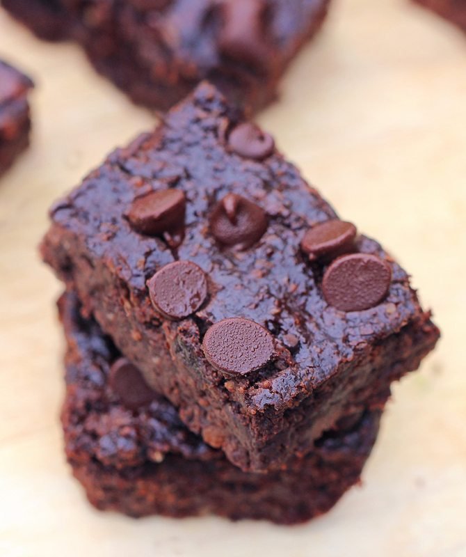 Brownies de Feijão Preto Brownies de Feijão Preto